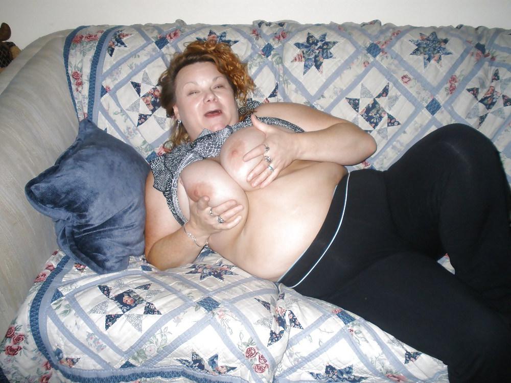 20P Bbw Housewife and her nasty girlfriend