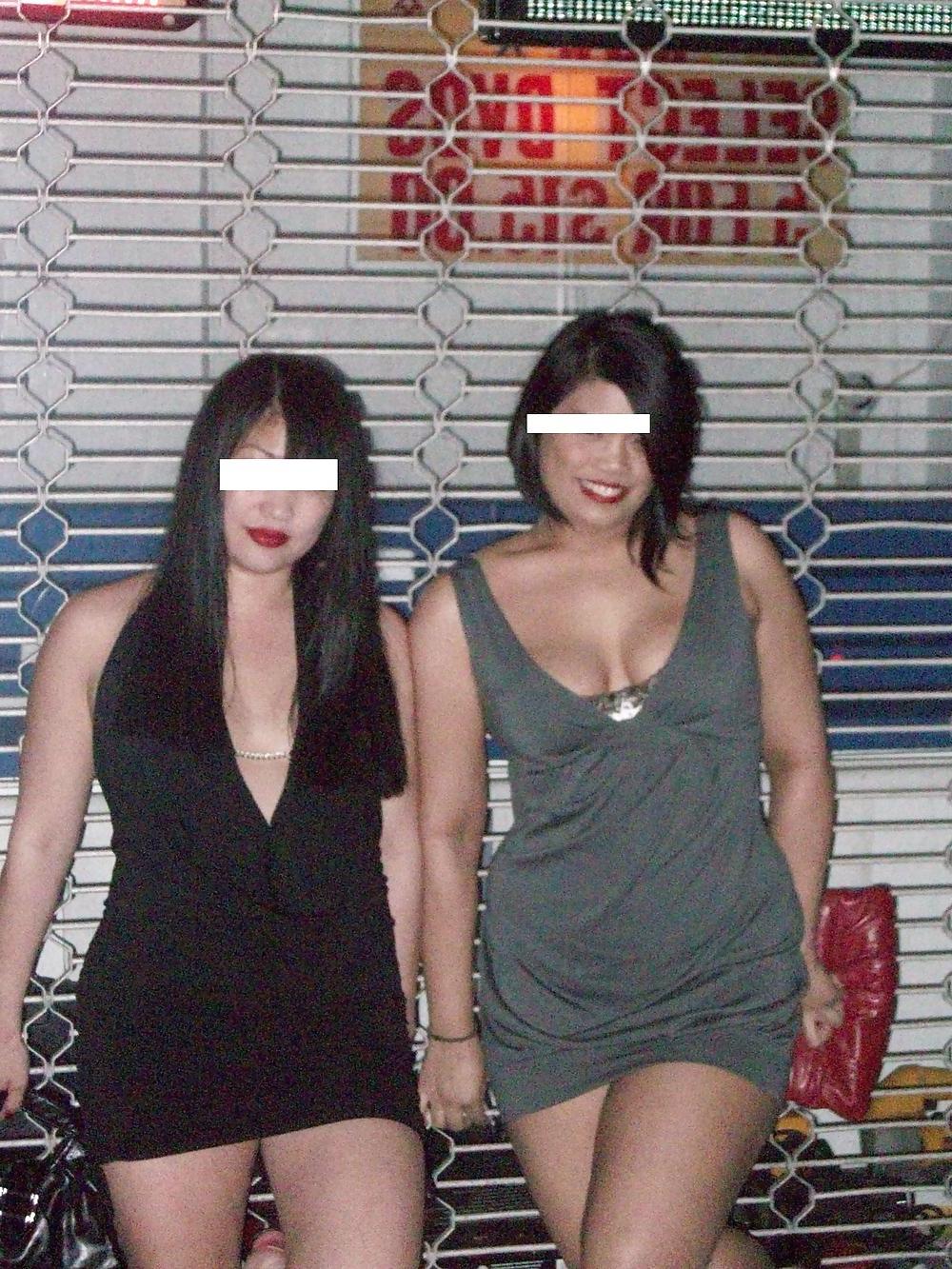 25P I LOVE ASIAN PUSSY.