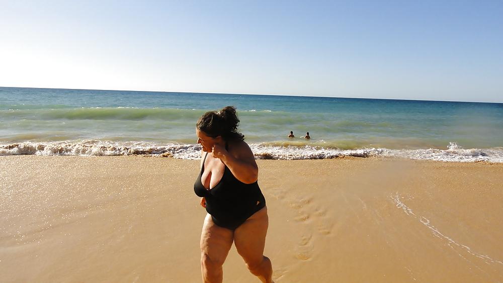 25P New pics from my bbw with big tits, last holiday