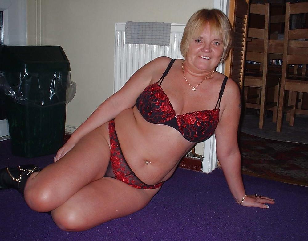 23P Sue getting naked in the kitchen