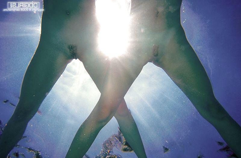 18P UNDERWATER LOVE