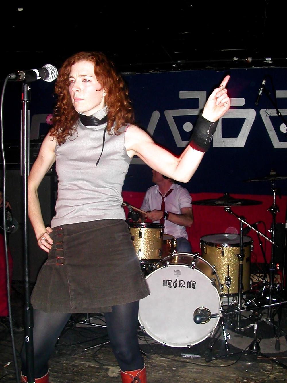 13P Melissa Auf Der Maur - Gorgeous, talented redhead