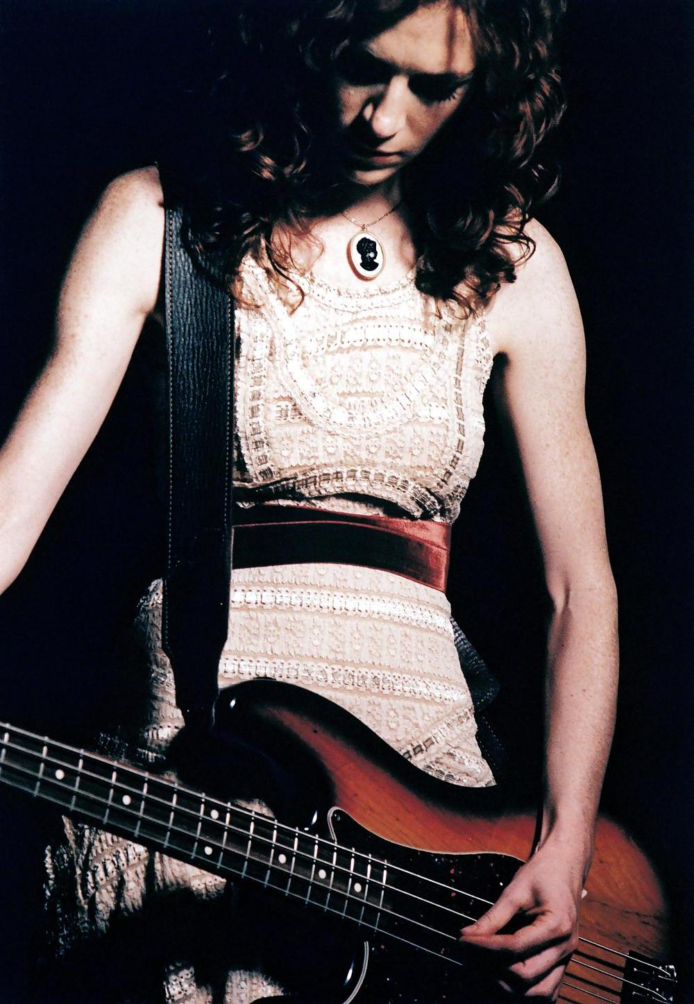 13P Melissa Auf Der Maur - Gorgeous, talented redhead