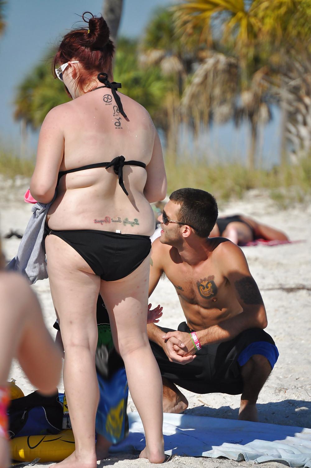 8P Your girl is hot in a bikini - public Voyeurism