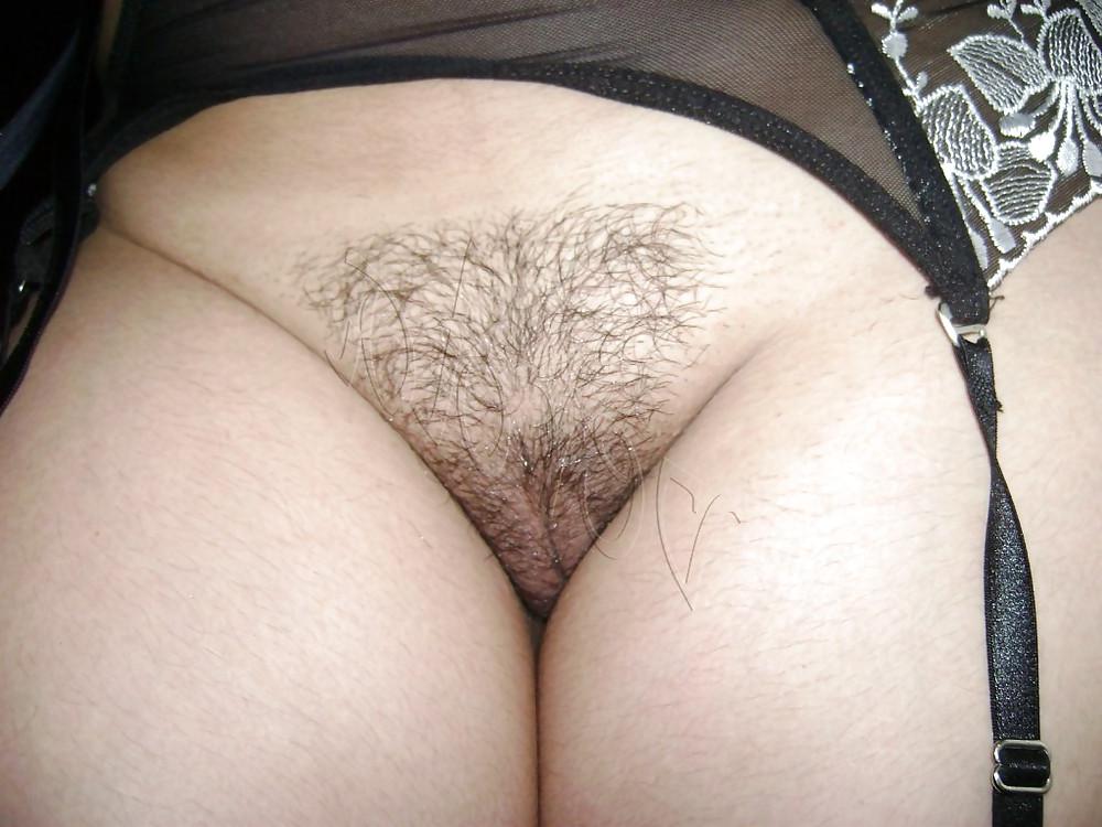 20P Young Turkish wife with new lingerie