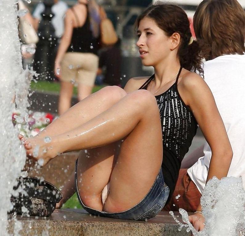 25P Classy candid upskirts