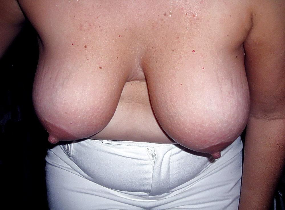 16P BBW showing tits and ass