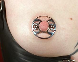 25P KEY - Pierced Nipples