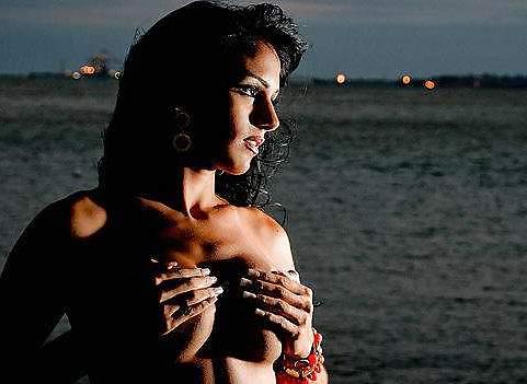 25P Gorgeous indians