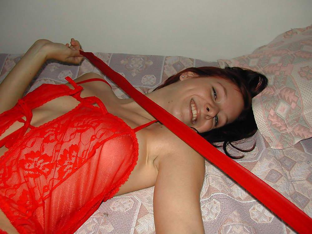25P Teen in red