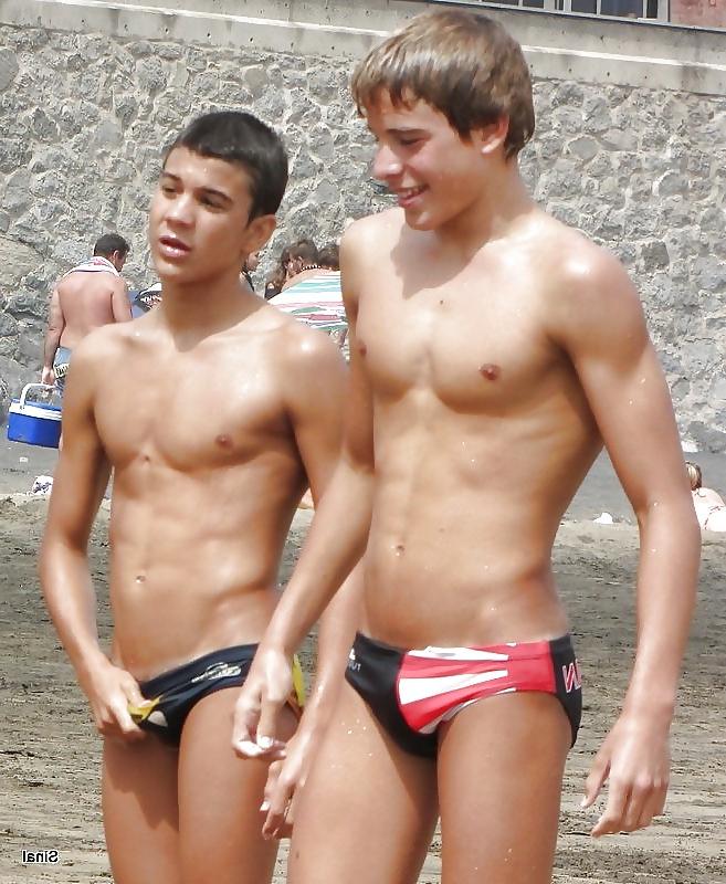 25P Hot gay teen