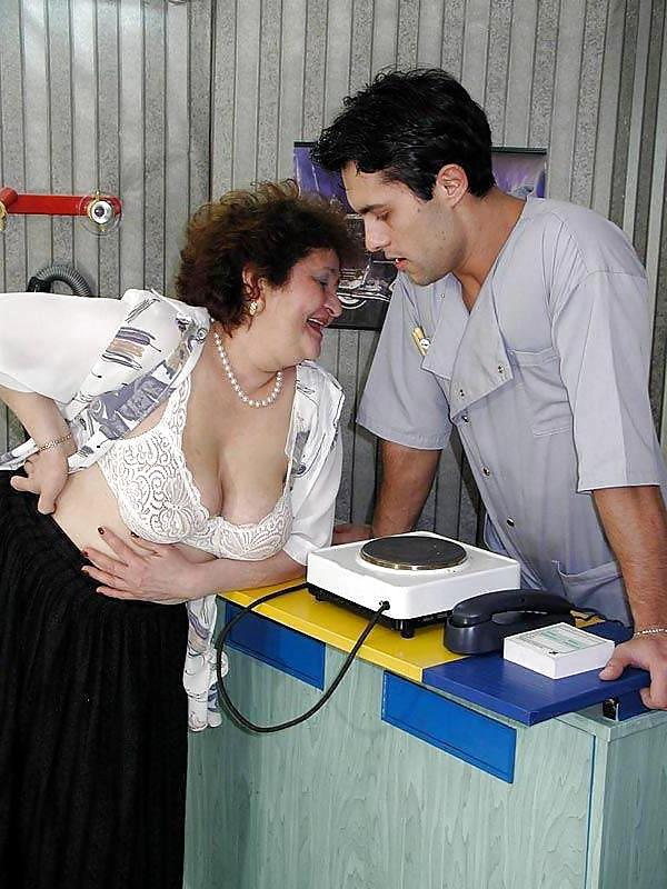 15P Hot nude grandma 1.