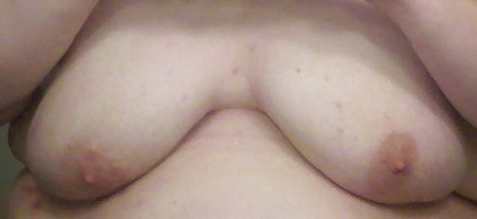 4P Tits & Cleavage