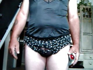 5P Black frilly briefs