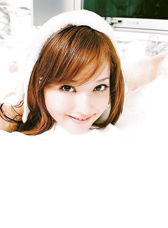 20P Sexy asian babes
