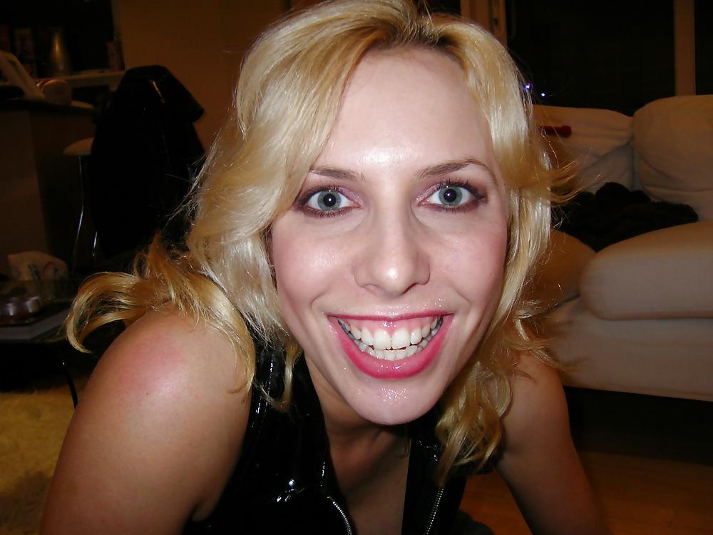 20P British Slut Sandie Caine Swallows My Load