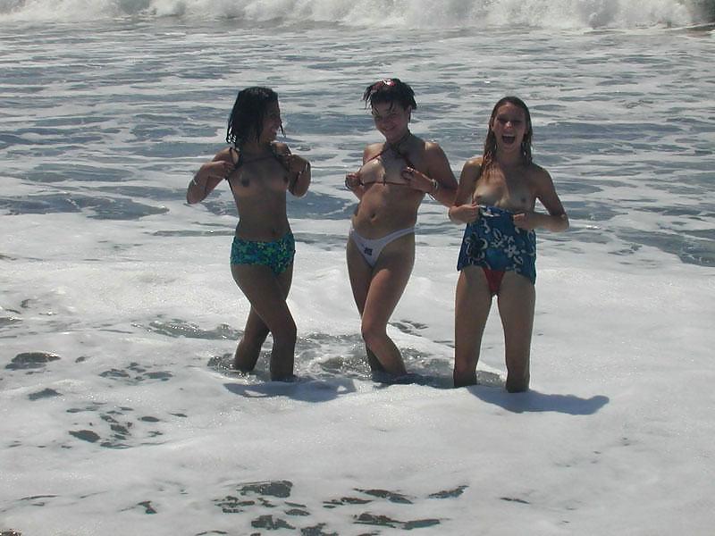 16P Nenas traviesas