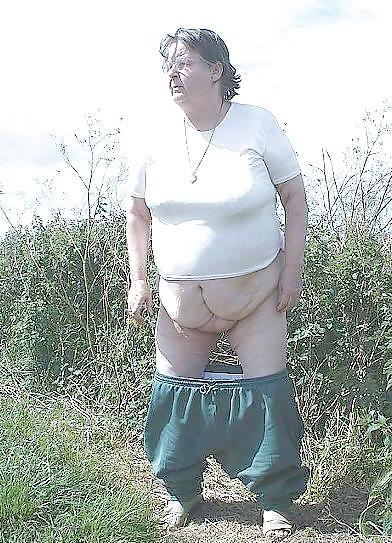 25P British BBW Granny, 65 years old