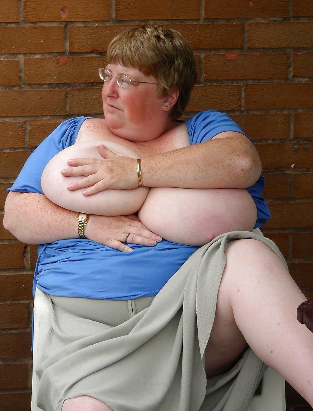 25P You are bigger grandma by culosami 