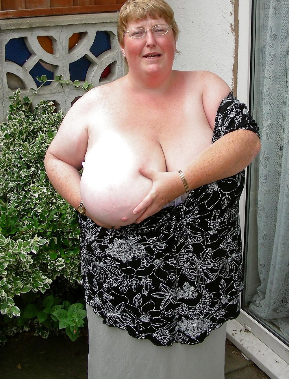 25P You are bigger grandma by culosami 