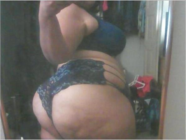 5P Sexy bbw latina with a big ass