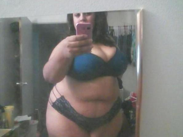 5P Sexy bbw latina with a big ass