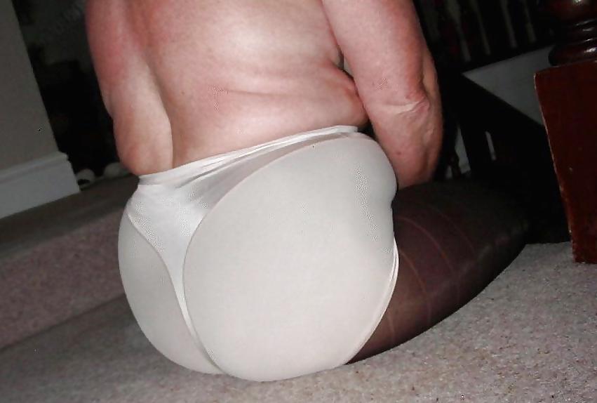 25P Mature BBW ladies 15