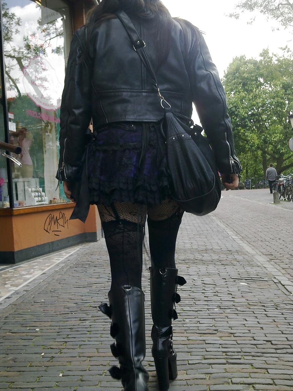 4P Utrecht juli 2011 streetview gothic girl