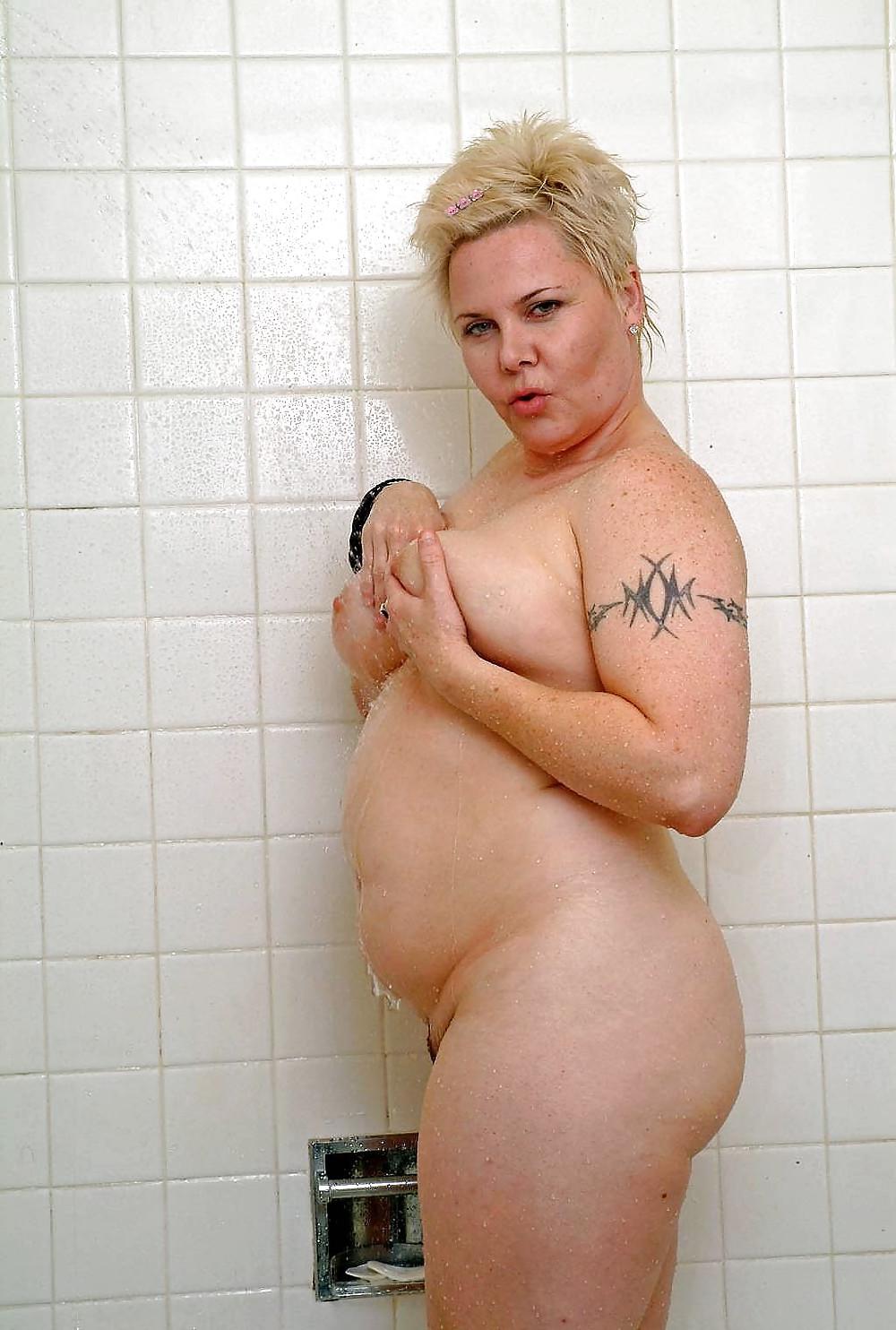 20P Older women in the shower.