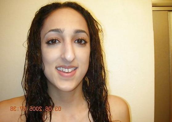 20P 19-Year-Old Turkish Girl Ecem