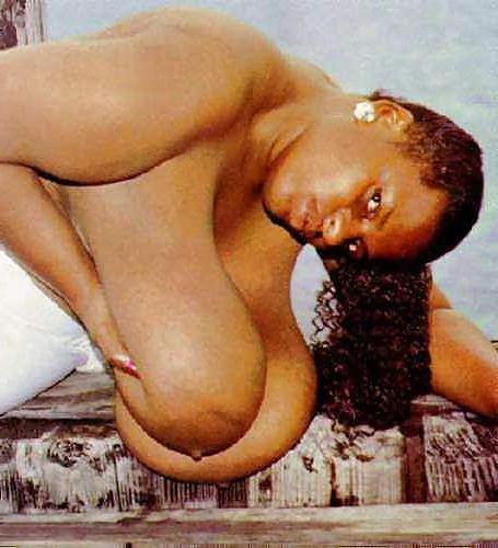 25P Big Black Boobs