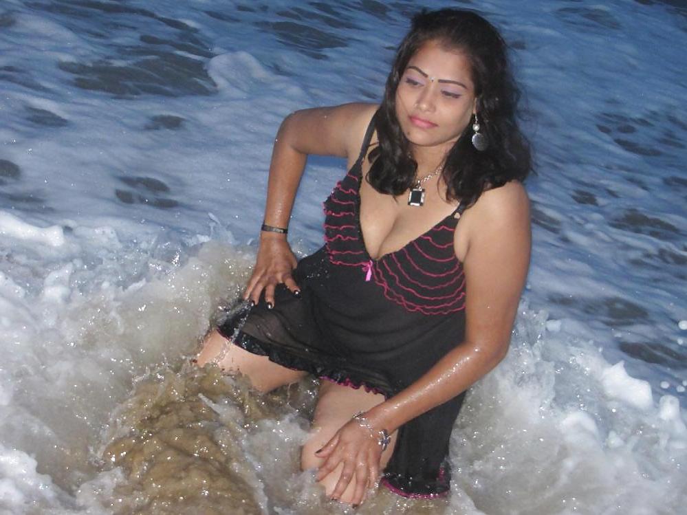 25P INDIAN BBW MATURE AUNTY