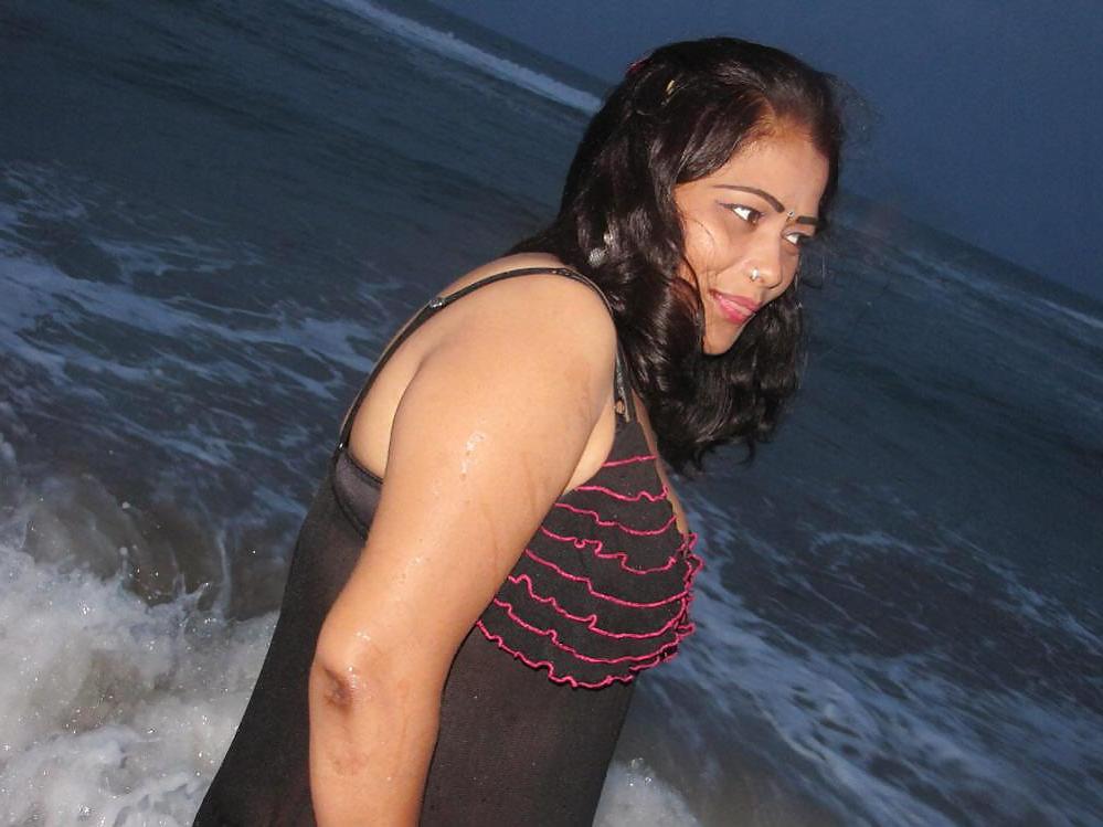 25P INDIAN BBW MATURE AUNTY