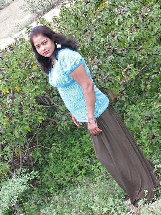 25P INDIAN BBW MATURE AUNTY