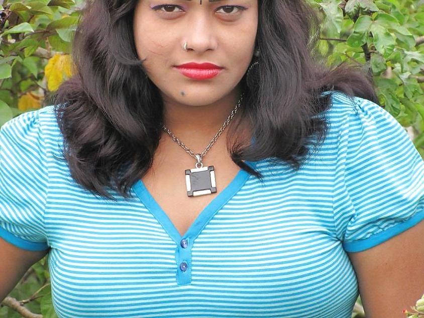25P INDIAN BBW MATURE AUNTY