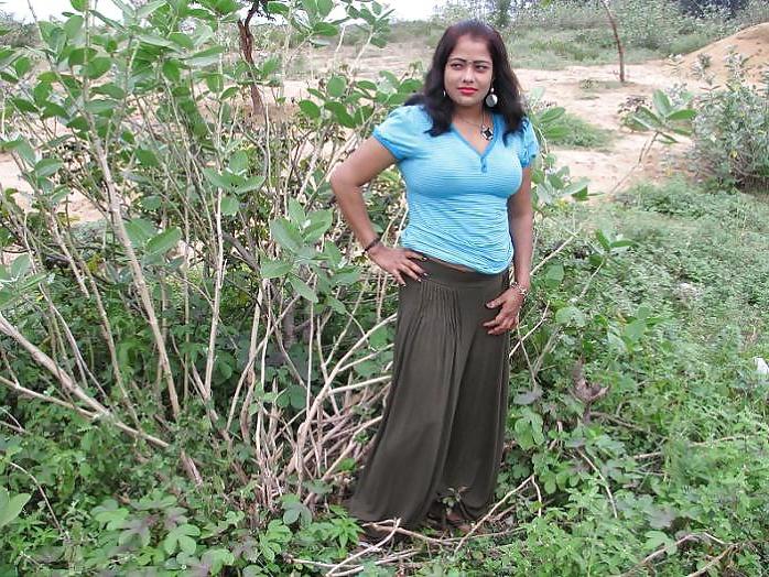 25P INDIAN BBW MATURE AUNTY