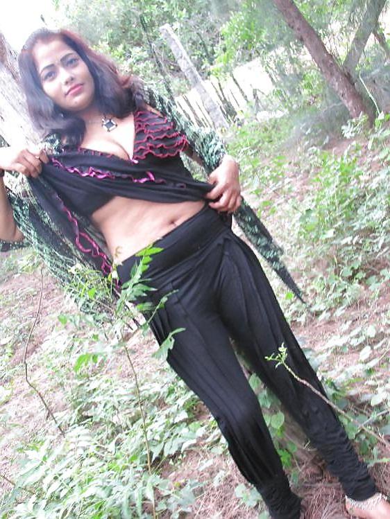 25P INDIAN BBW MATURE AUNTY