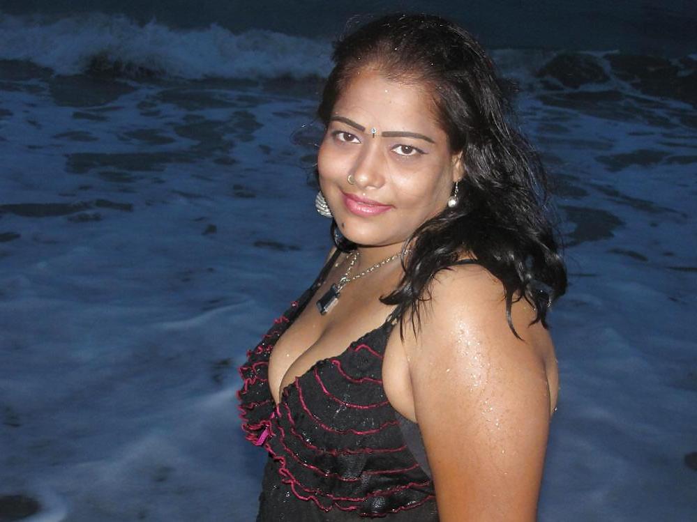 25P INDIAN BBW MATURE AUNTY