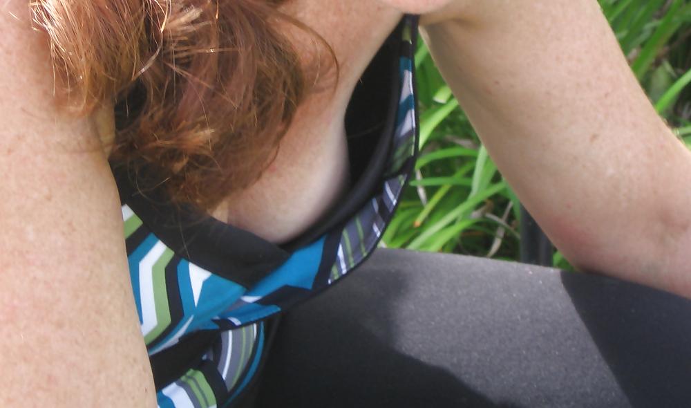 10P My redhead wifes nipple slips and down blouse