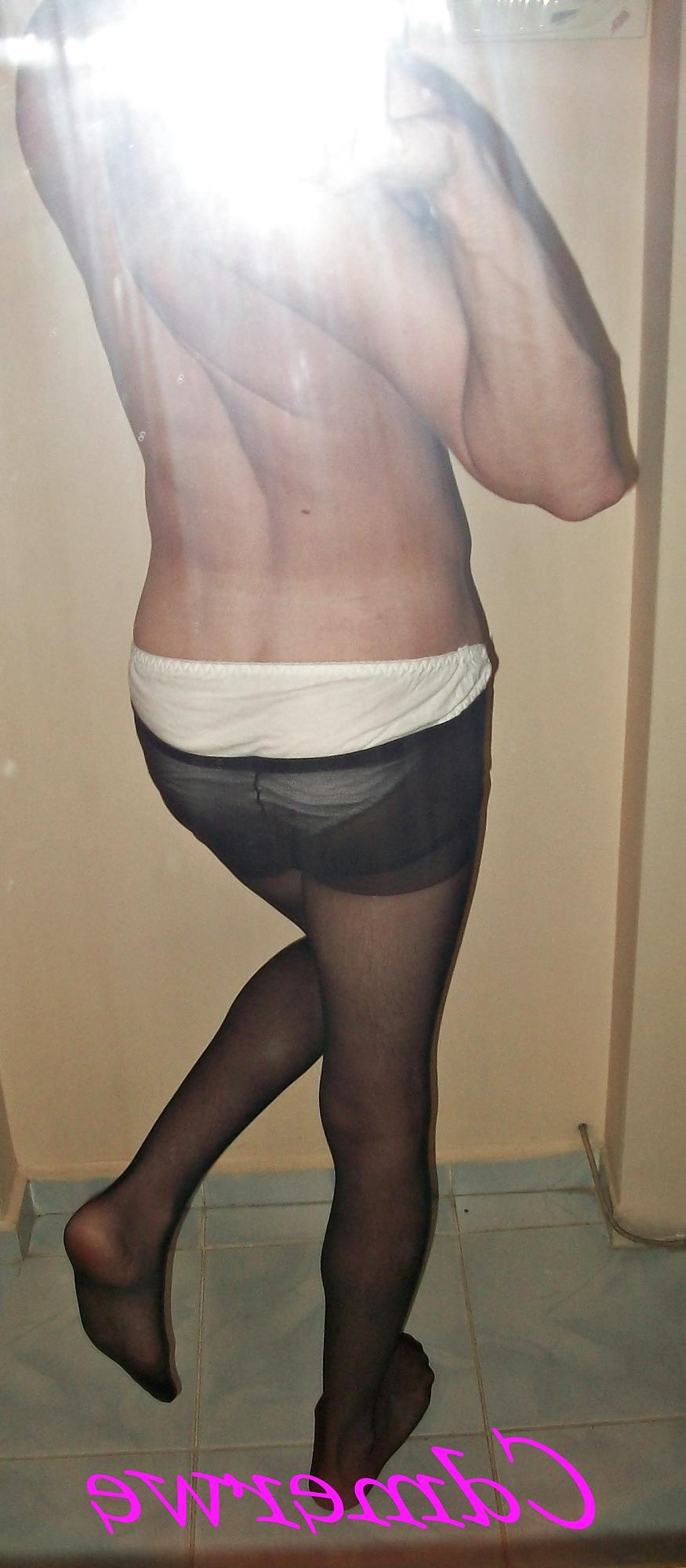 25P Cdmerwe9  White underwear 