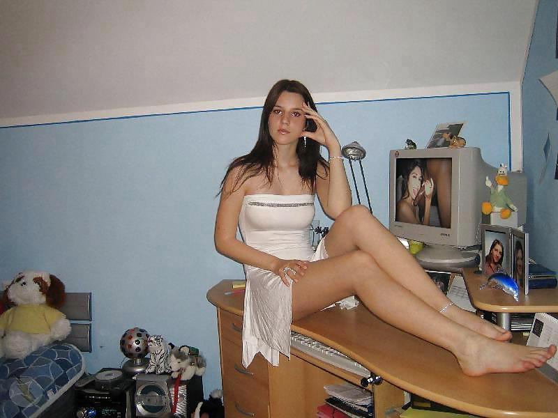 23P Girls watching porn and and playing with themselves