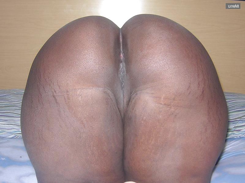 6P THICK MATURE BLACK MILF.