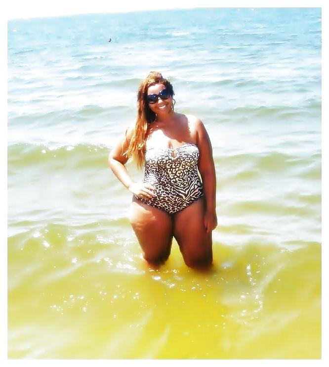 13P BBW on the beach