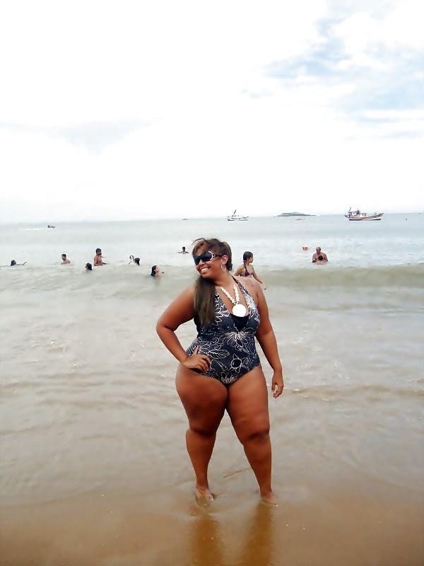 13P BBW on the beach