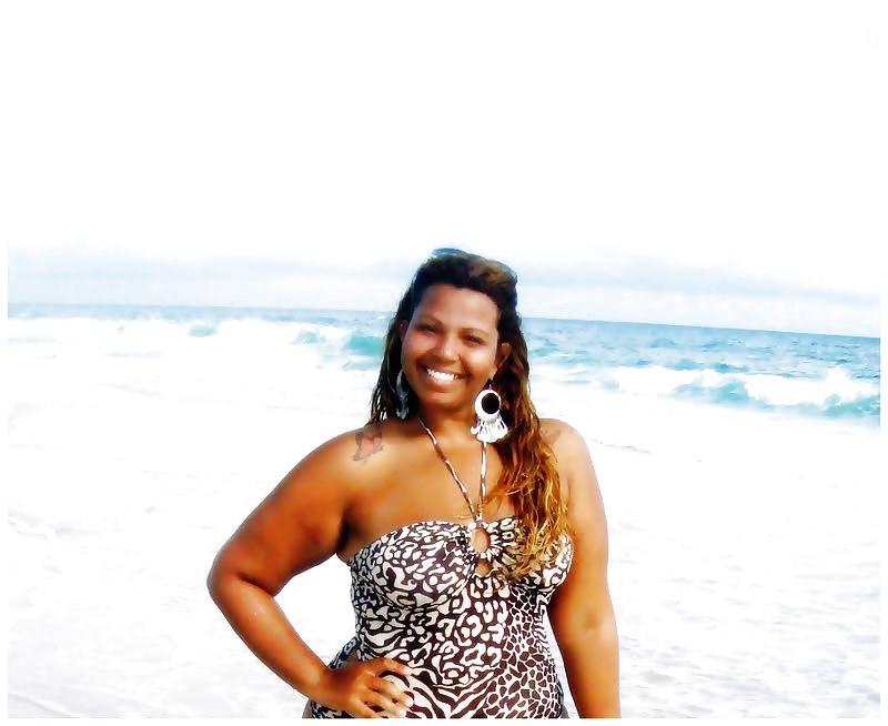 13P BBW on the beach