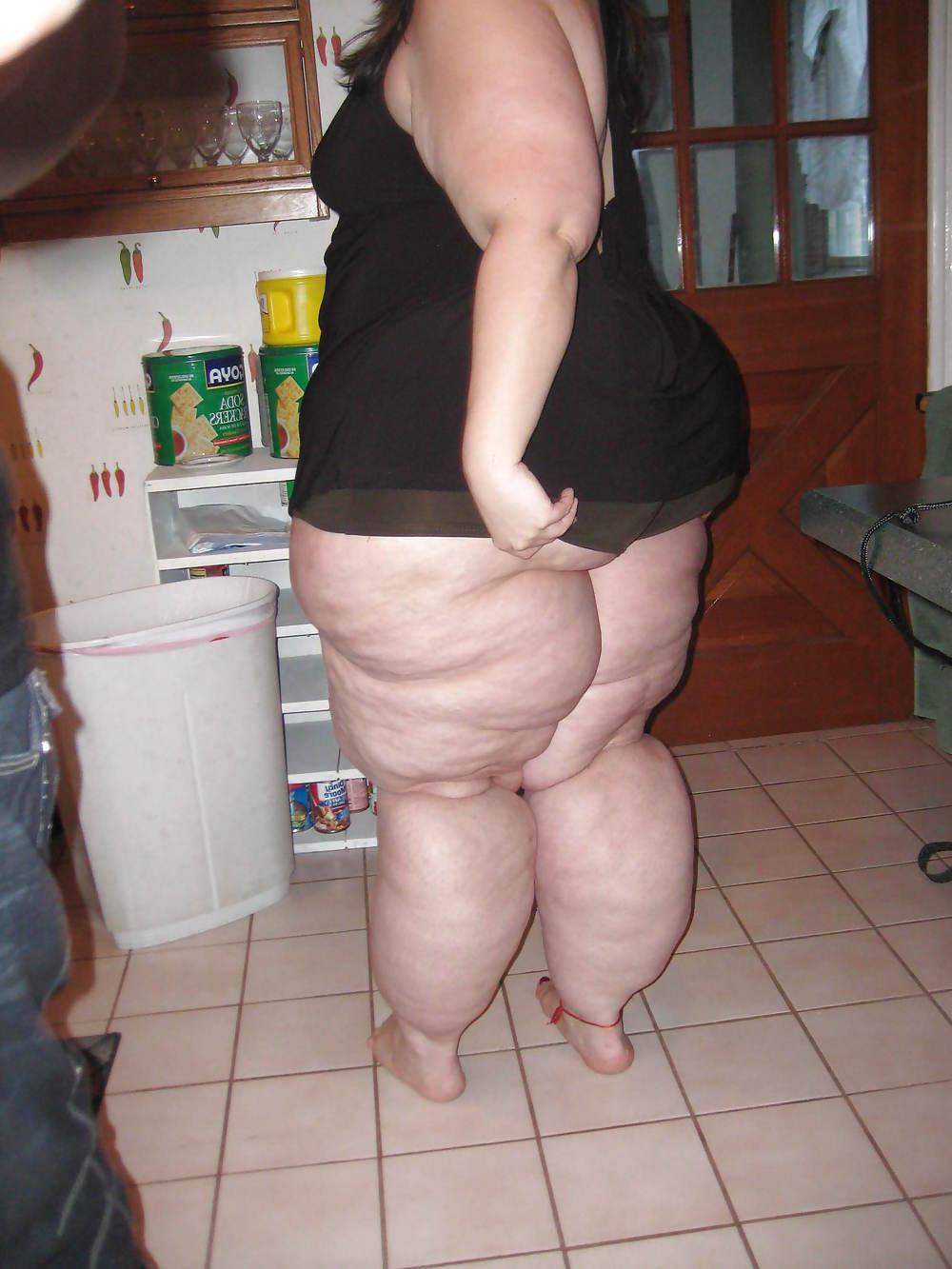 25P Having Fun With My BBW'S