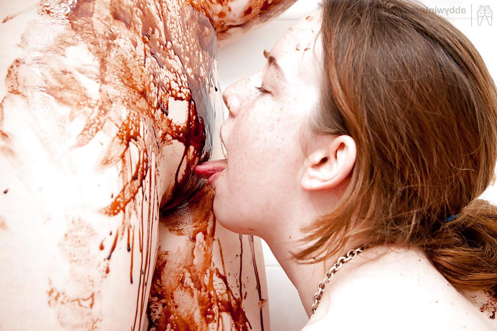 16P Wild food fetish sex in shower between lesbians Crystal S and Elsbeth