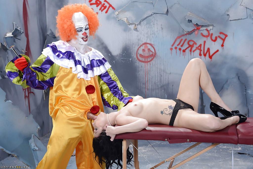 16P Playful brunette hottie with pale skin has some hardcore fun with a hung clown