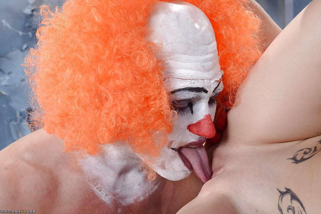 16P Playful brunette hottie with pale skin has some hardcore fun with a hung clown