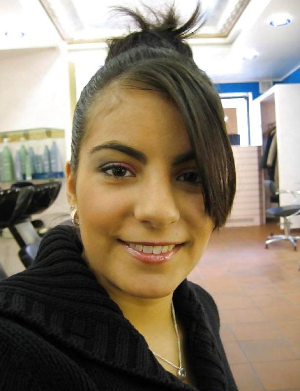 12P Turkish girl Ebru